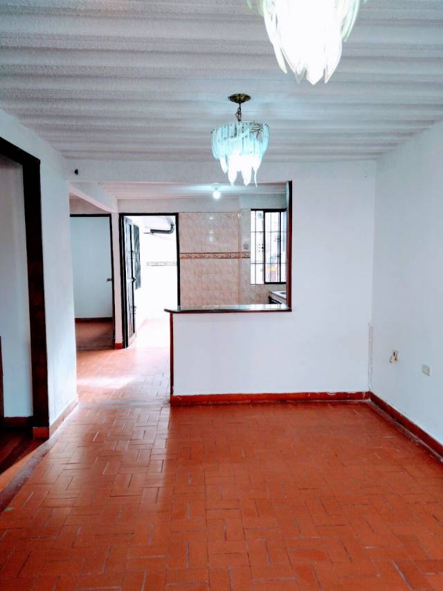 Casa en el Conjunto Villa Claudia cerca de la variante norte, Popayán