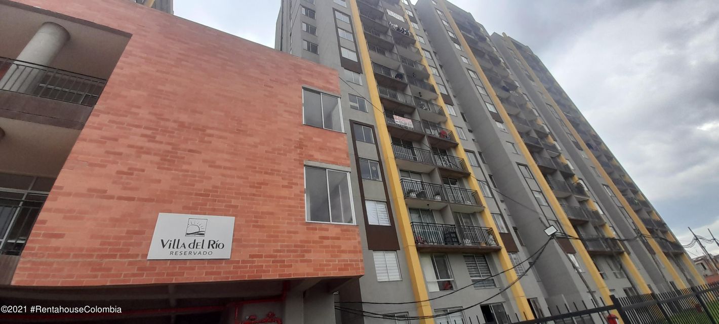 Apartamento en  Villa del Rio CO: 22-1321