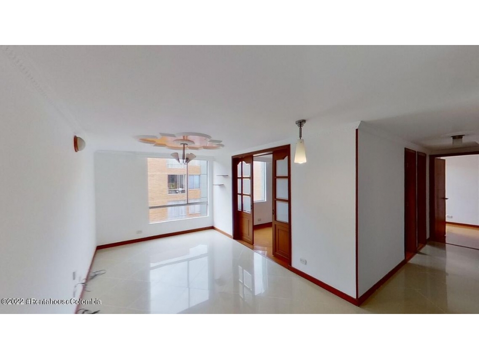 Apartamento en  Castilla(Bogota) RAH CO: 23-1196