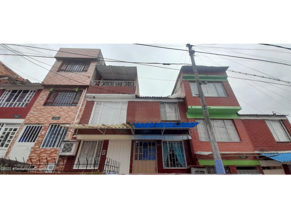 Casa en  Pinares(Bogota) C.O: 24-717