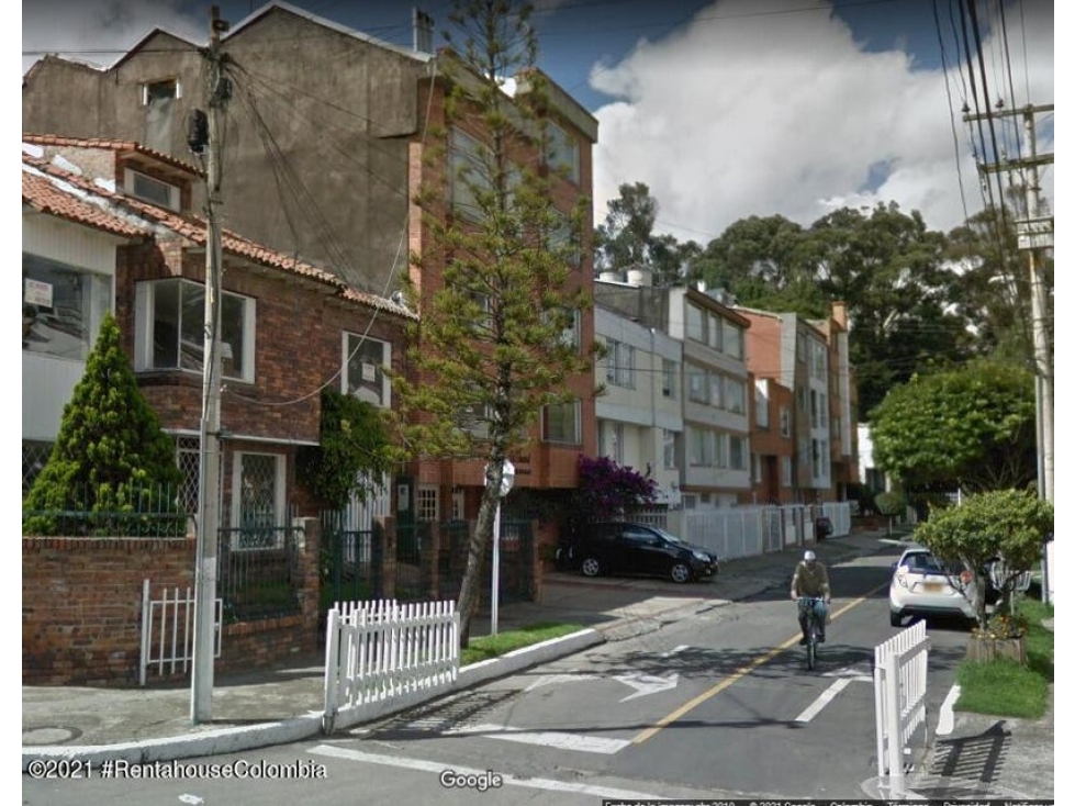 Apartamento en  Los Cedros(Bogota) RAH CO: 24-427