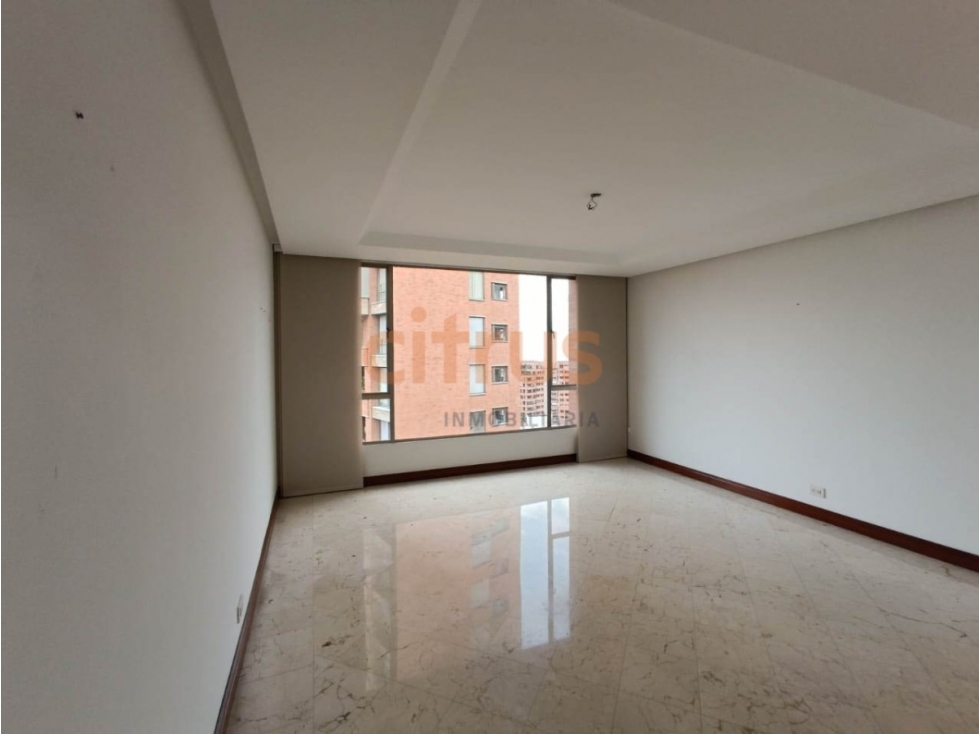 Apartamento en Arriendo en Medellin - La Tomatera