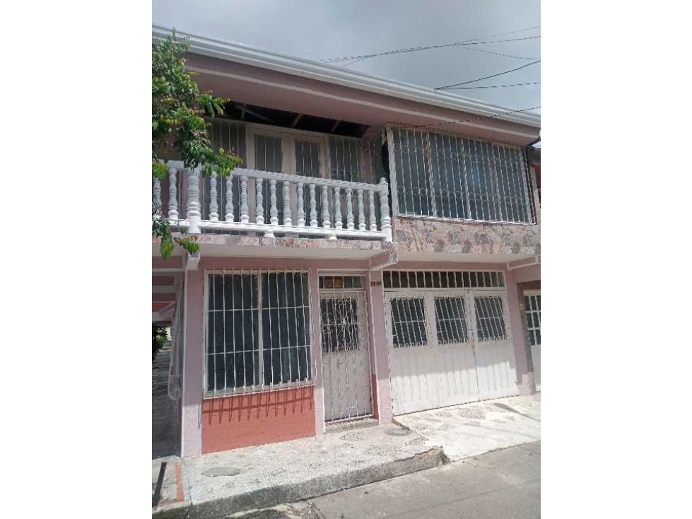 Casa esquinera en Villavicencio excelente ubicación