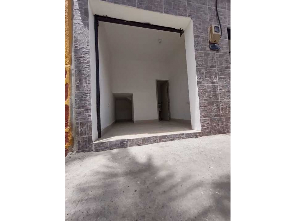 Venta casa primer piso en campo Valdés Medellín
